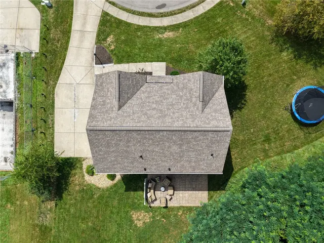 815 Graywyck Dr gallery image 28