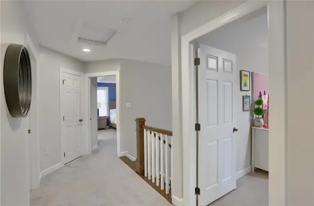816 Westminster Ln gallery image 32