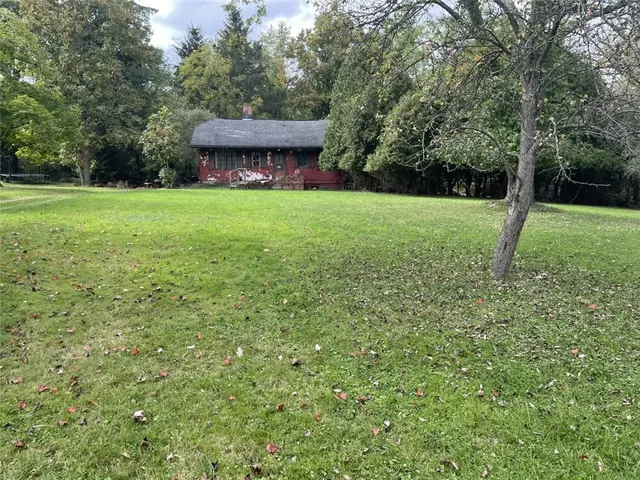 8161 Edwood Rd