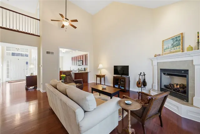 819 Strasburg Drive gallery image 21