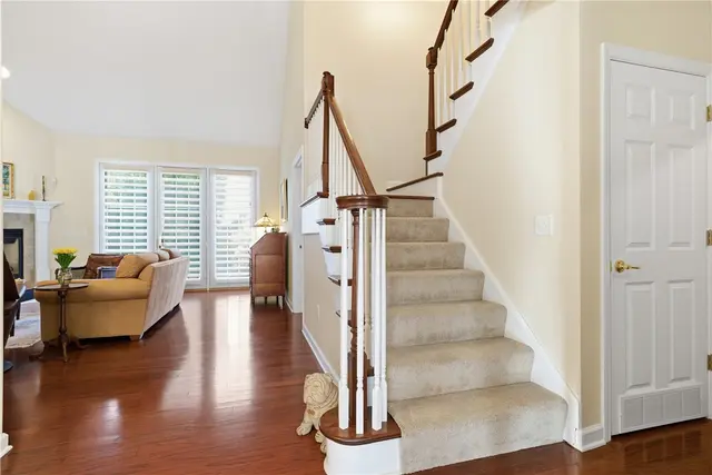 819 Strasburg Drive gallery image 23