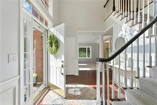 821 Arbordale Lane gallery image 7