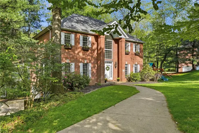 821 Arbordale Lane gallery image 26