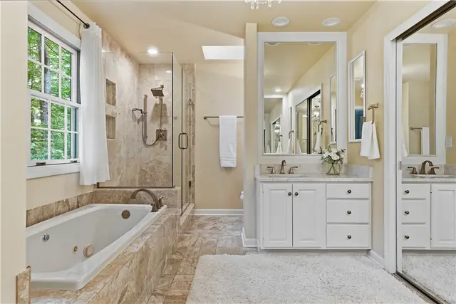 821 Arbordale Lane gallery image 28