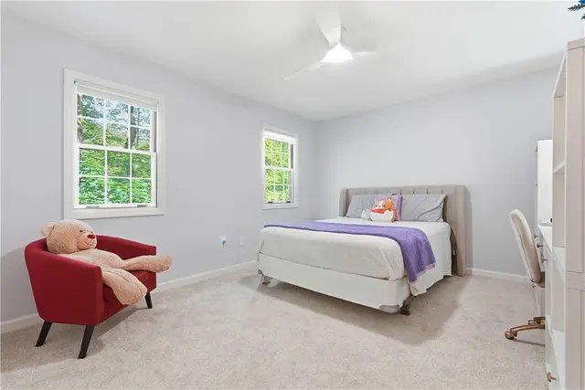 821 Arbordale Lane gallery image 31