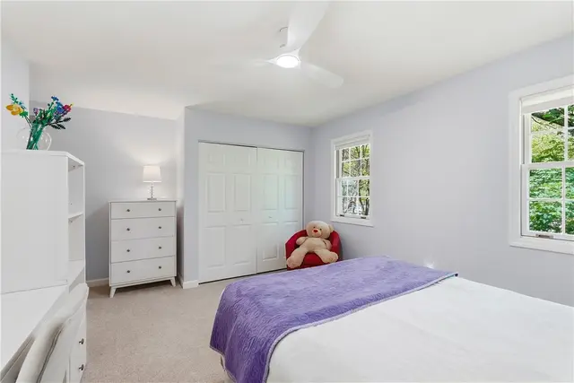 821 Arbordale Lane gallery image 32