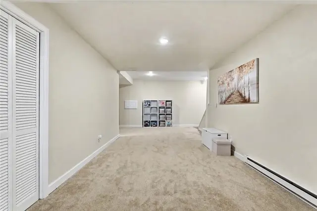 821 Arbordale Lane gallery image 37
