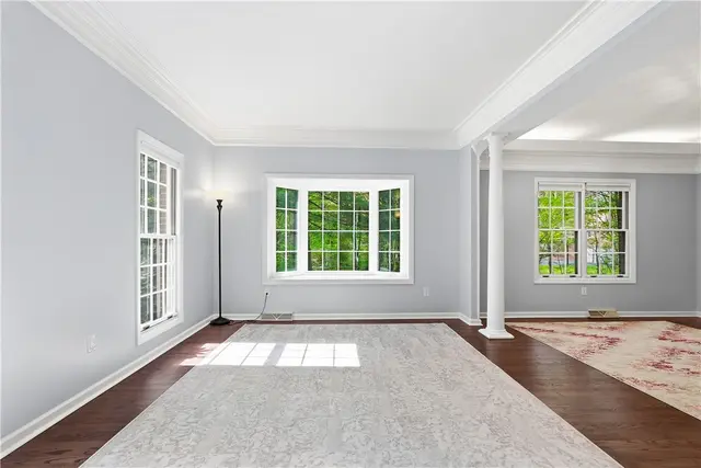 821 Arbordale Lane gallery image 39