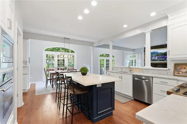 821 Arbordale Lane gallery image 49