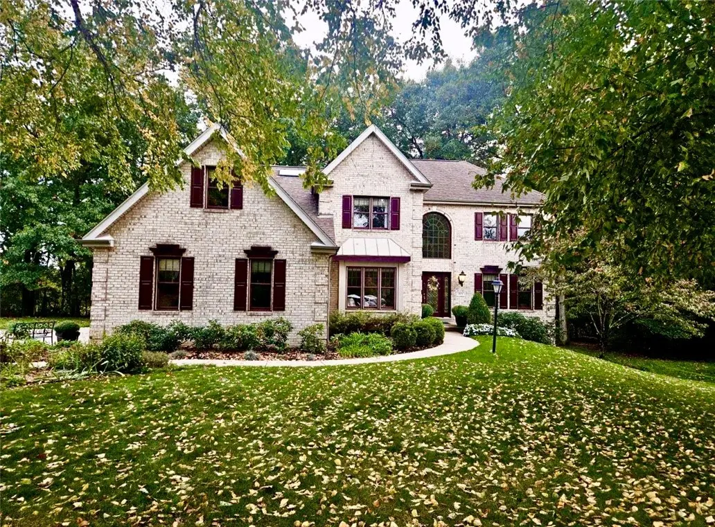 821 Foxridge Ct