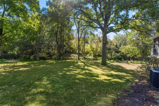 8214 Brittany Ct gallery image 6