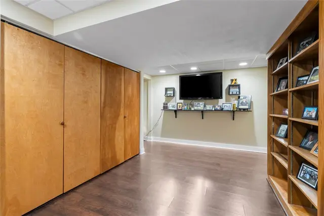 8214 Brittany Ct gallery image 24