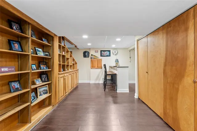 8214 Brittany Ct gallery image 29