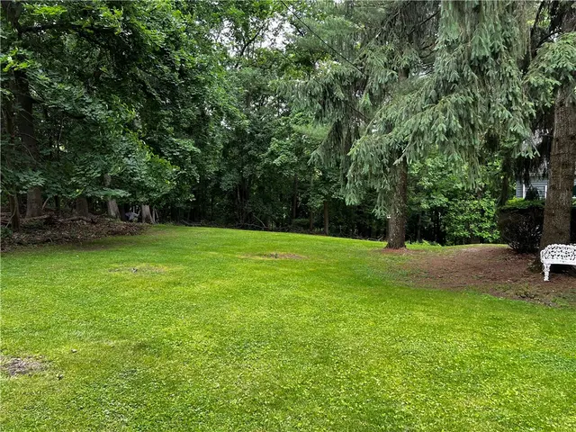 822 Persimmon Rd gallery image 6