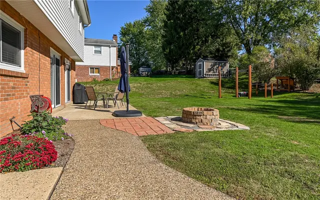 8220 Post Rd gallery image 27