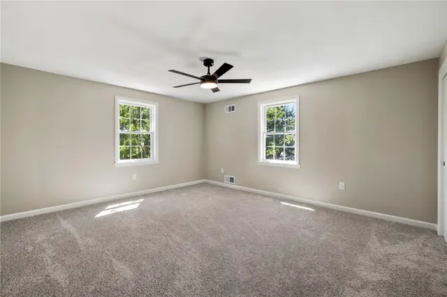 8241 Thompson Run gallery image 9