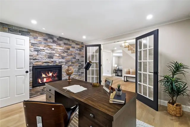 8241 Thompson Run gallery image 19