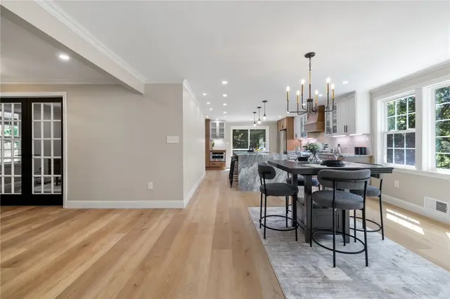 8241 Thompson Run gallery image 24