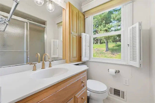 8273 Brittany Pl gallery image 4
