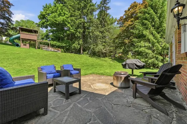8273 Brittany Pl gallery image 5