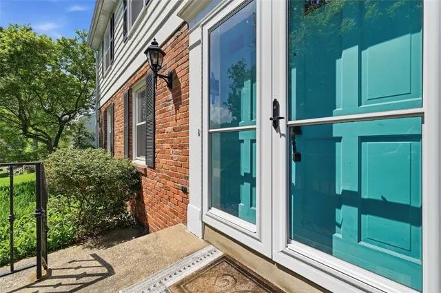 8273 Brittany Pl gallery image 14