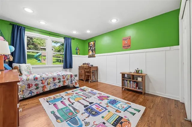 8273 Brittany Pl gallery image 32
