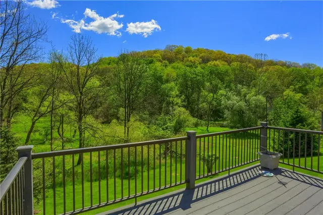 828 Village Dr gallery image 6