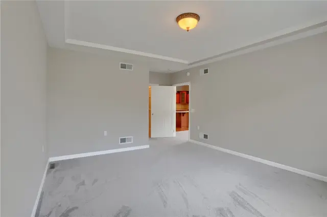 828 Village Dr gallery image 13
