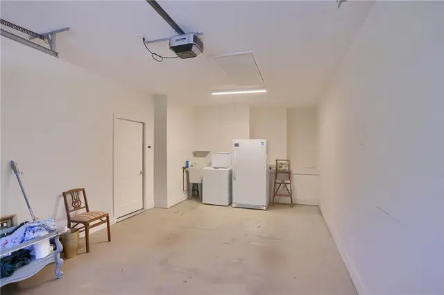 828 Village Dr gallery image 17