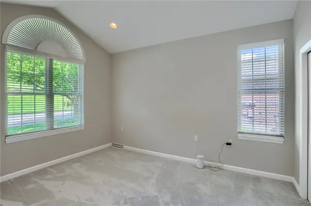 828 Village Dr gallery image 26
