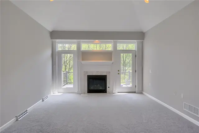 828 Village Dr gallery image 39