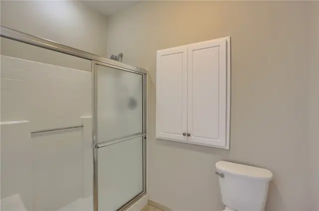 828 Village Dr gallery image 40