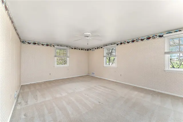 8290 Bramble Lane gallery image 8