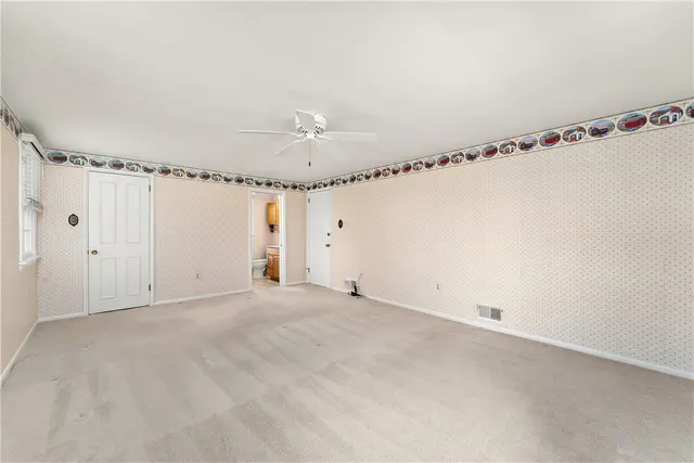 8290 Bramble Lane gallery image 43
