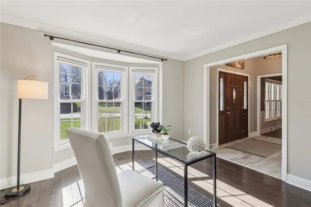 8300 Reagan Dr gallery image 5