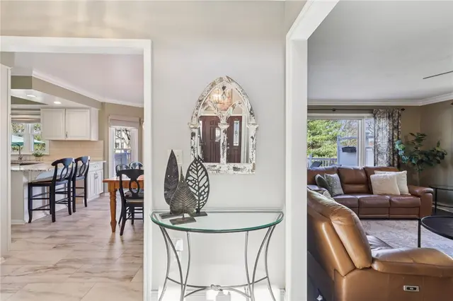 8300 Reagan Dr gallery image 6