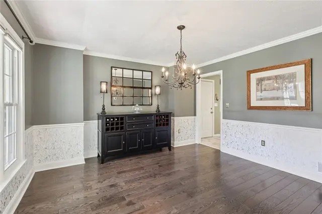 8300 Reagan Dr gallery image 17