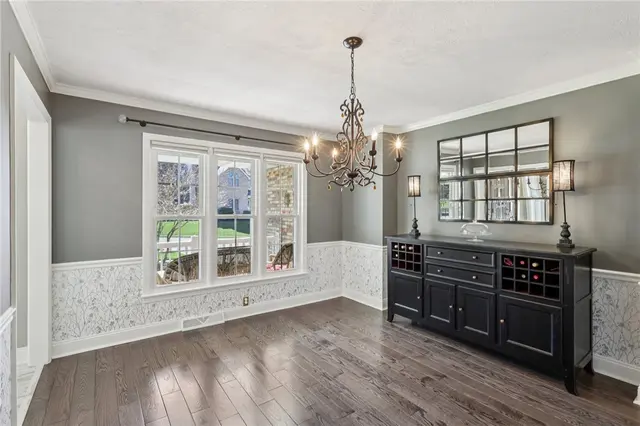 8300 Reagan Dr gallery image 18