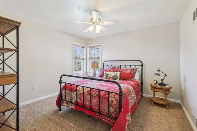 8300 Reagan Dr gallery image 26