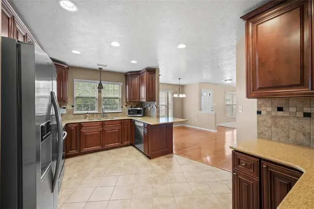 8343 Lost Valley Dr gallery image 2