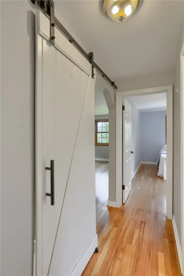 836 Harmony Rd gallery image 17