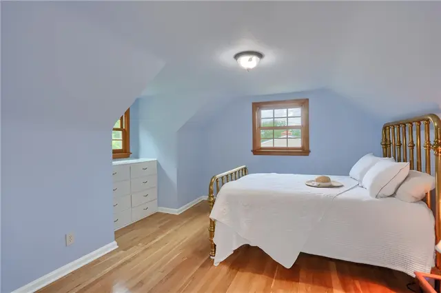 836 Harmony Rd gallery image 18