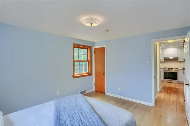 836 Harmony Rd gallery image 30