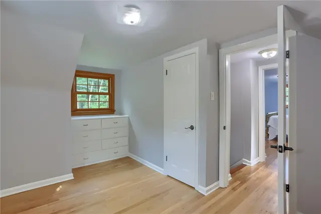 836 Harmony Rd gallery image 42