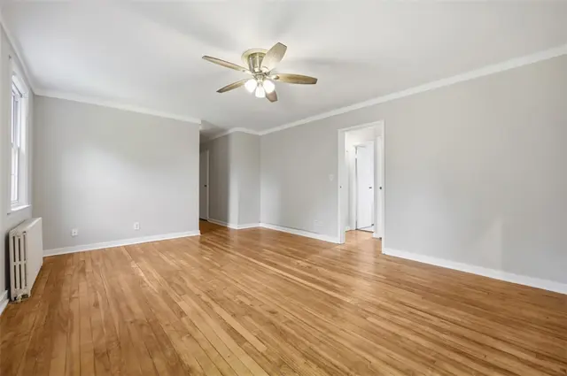 838 Thorn St 39 gallery image 17