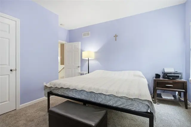 8400 Van Buren Drive gallery image 4