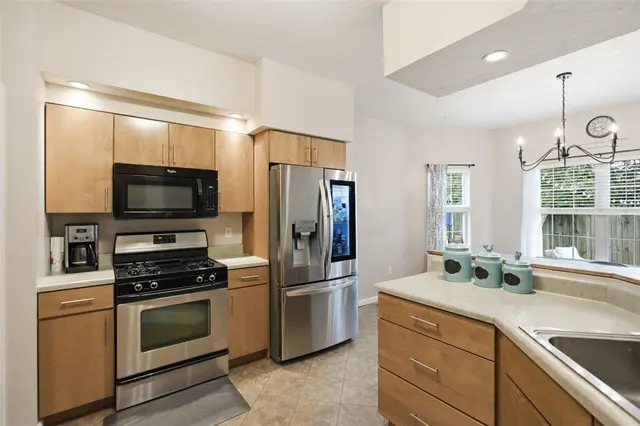 8400 Van Buren Drive gallery image 9