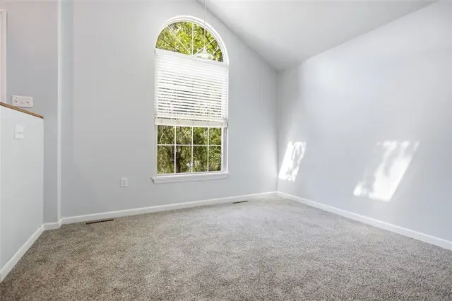 8400 Van Buren Drive gallery image 14