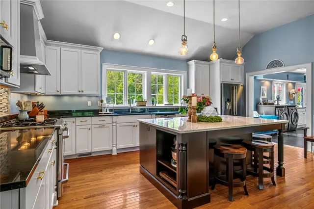 843 W Ingomar Road gallery image 32
