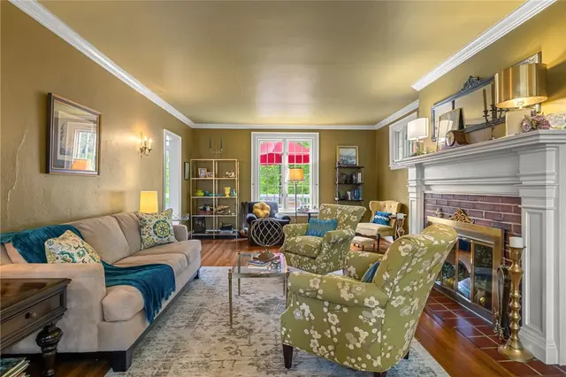 843 W Ingomar Road gallery image 36